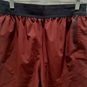 Under Armour Mens Athletic Shorts Size Med